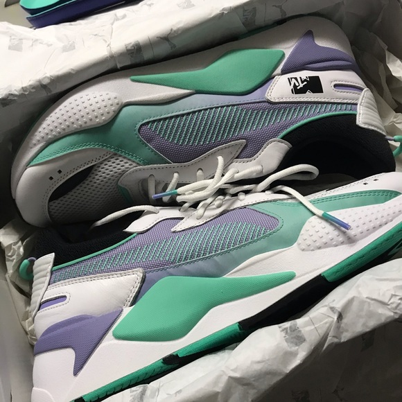 puma rs x tracks on feet